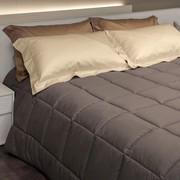 Bonnenuit italienische Winter-Steppdecke nach Maß aus Perkal in der Farbe Strick und Kissenbezüge aus Satin in Beige-Nuancen