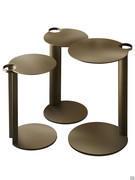 Lollo Couchtisch aus lackiertem Metall mit bronzefarbener Metallplatte und Gestell