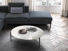 Runder Couchtisch Dawson mit schwarz lackiertem Metallgestell und Calacatta Gold Platte