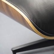 Eames Fußhocker - Strukturdetail 