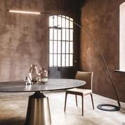 Lampo Bogenlampe aus Metall im schlichten Design von Cattelan, Stehlampe Modell