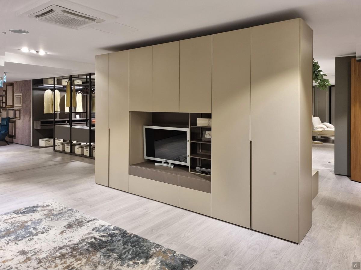 Wide Kleiderschrank für TV cm 340,6 h.255,1 t.61,2 ( linke Seite Bücherregal nicht enthalten )