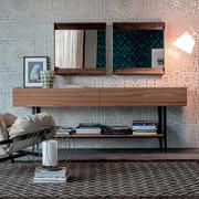 Horizon modernes Sideboard mit zwei Schubladen, mit Excalibur Spiegeln von Cattelan