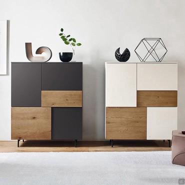 Georgia modernes Highboard für das Wohnzimmer. Zwei Modelle mit Schublade in der Mitte.