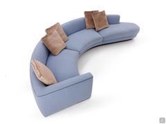 Preston Round curved sofa upholstered in Capri Stoff in hellblauem Leinen