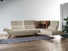 Maurice Sofa mit verstellbarer Rückenlehne und Armlehnen in elegantem Wohnen