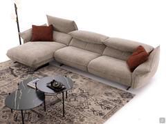 Modernes Sofa Exeter in Stoff im Modell mit Chaiselongue