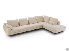 Sofa Arren, bestehend aus 263 cm langem Endelement mit 3 x 80 cm Sitzfläche und 104 x 232 cm großer Meridienne