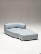 Chaise longue des modularen Sofas mit abgerundeten Linien Swing