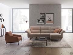 Carnaby-Sofa mit beigen Bezugsstoff