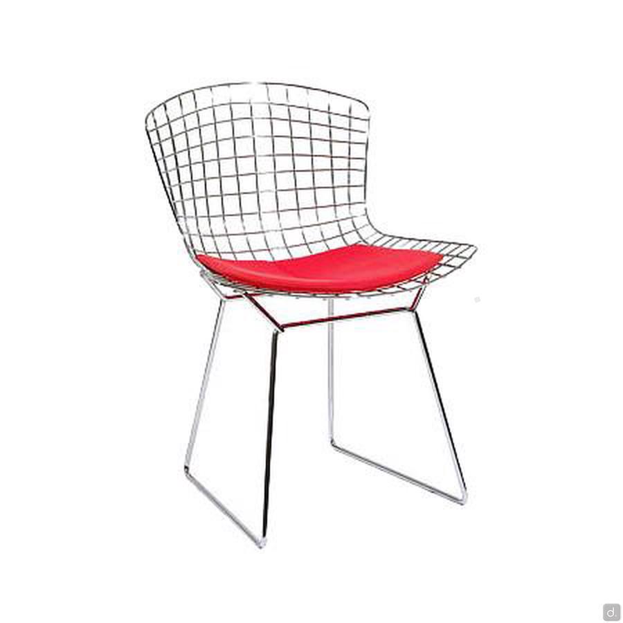 Sedia Wire Chair creata da Harry Bertoia in tondini cromati e saldati