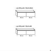 Plan-Wohnzimmerschrank mit koplanaren Türen (bodenstehend mit Füßen - hängend)