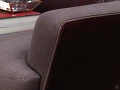 Close-up of the Grosgrain ribbon on two-tone upholstery