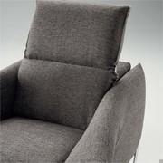 Icaro wall saver recliner armchair with height-adjustable headrest