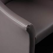 Detail of the curvy shape of the armrest