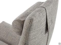 Detail of the removable headrest cushion