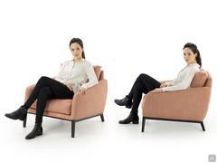 Example of sitting position on Medea low lounge relax armchair