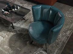 Petra shell armchair in Ghost leather