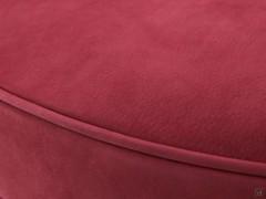 Tailor-made upholstery detail with maximum customisation of material, colour and finish