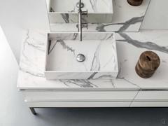 Layered washbasin with matching top