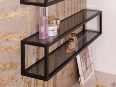 Wall-mounted shelves in black or brushed aluminium supplied as standard with the bathroom composition N77 Atlantic