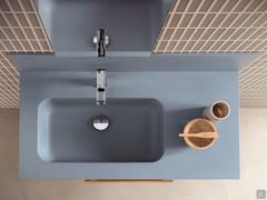 Undercounter cabinet Frame Consolle with off-center tub in Minera-Kolor 02 cerulean