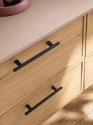 Solid wood framed fronts Handles model 703 in detail 