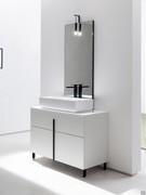 Base unit with drawer h.25 and basket h.37.5 (total height 62.5) in the floor-standing version on black rectangular feet