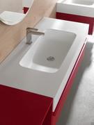 Top view of the Atlantic shelf in matt white Corian with rectangular Enigma bathtub