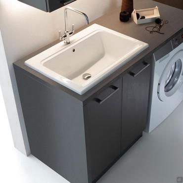 Oasis washbasin cabinet for a laundry room