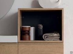 The open compartment is very spacious and is ideal for storing all your bathroom accessories