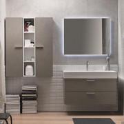 Net mirror is characterised by its simple and elegant style