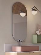 Oval bathroom mirror with Led spotlight Sampi combined with wash basin in Minera-Kolor Milano