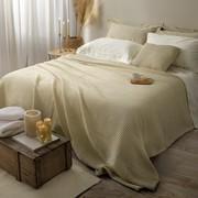 No-stretch cotton bedspread Honeycomb, ideal for the summer season