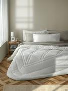 Percale cotton bedding set consisting of bed linen and winter quilt