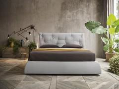 Capitonné-effect bed frame and headboard that widen downward