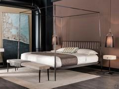 Iron king-size bed with canopy Urbino by Cantori