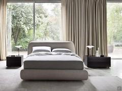 The Iowa bed in the fully-upholstered version - soft and sinuous features