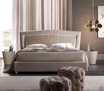 Luxury upholstered bed Portofino by Cantori with pleated heaboard central panel