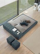 Design upholstered bed Squaring by Bonaldo in the C version with high island headboard