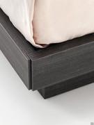 Detail of P24 bed frame with 90° joint between footboard and spar