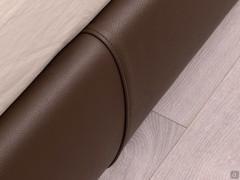 Other detail of the seams on the Lounge leather bed-frame