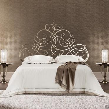 Pascià luxury wrought iron bed by Cantori