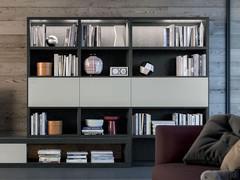 Aliant 07 modular wall-mounted bookcase with display cabinets in combination with a Plan TV cabinet