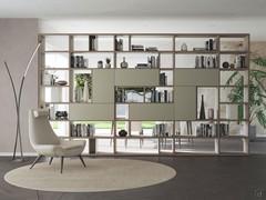 Aliant 06 double-sided bridge bookcase, designed to bring together matte lacquer and the material and natural texture of wood