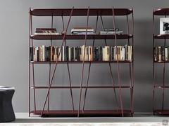 Minimal and modern column bookcase Twigs by Bonaldo with painted metal uprights