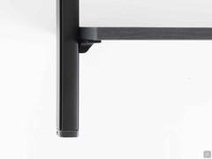 Detail of the shelf support bracket in melamine or lacquer, also adjustable along the full height of the uprights