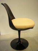 Chair Tulip with black color frame