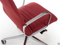 Mark chair, with its comfortable padding and carefully hand-made horizontal quilting