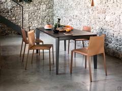 Dining room with chairs Corinne leather